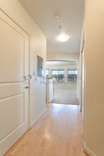 1525 NW 57th St in Seattle, WA - Building Photo - Building Photo