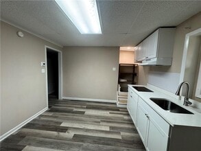 5971 Robin Hood Ln in Norcross, GA - Building Photo - Building Photo