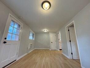 4914 Inglewood Ct in Nashville, TN - Building Photo - Building Photo