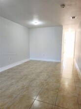 18861 NW 86th Ct in Hialeah, FL - Building Photo - Building Photo