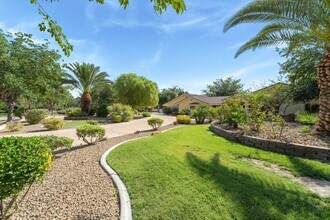 7154 Ranchito Cir in Las Vegas, NV - Building Photo - Building Photo