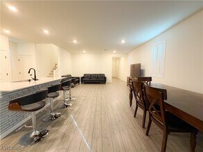 9827 Cluny Ave in Las Vegas, NV - Building Photo - Building Photo