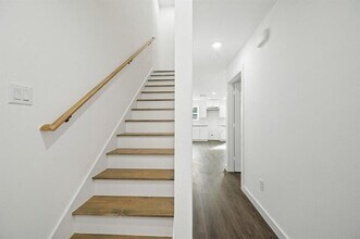 9531 Everglade Dr in Houston, TX - Foto de edificio - Building Photo