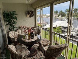 3361 N Key Dr in North Fort Myers, FL - Building Photo