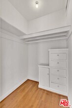 5121 1/2 Eagle Rock Blvd in Los Angeles, CA - Building Photo - Building Photo