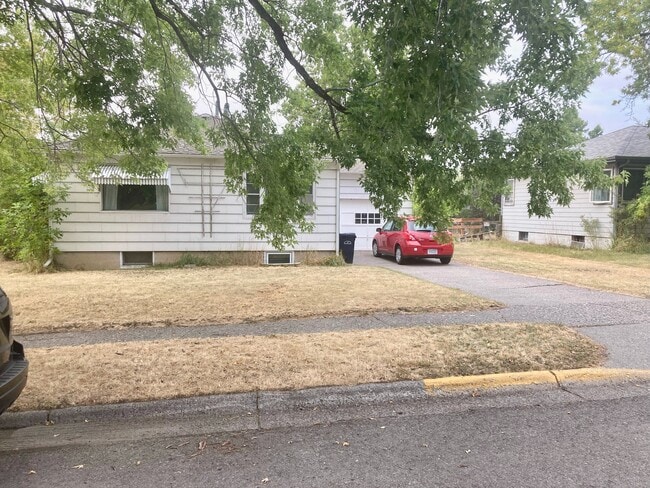 522 S 10th Ave in Bozeman, MT - Building Photo - Building Photo