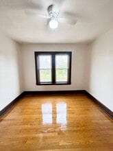 2316 N Leclaire Ave in Chicago, IL - Building Photo - Building Photo