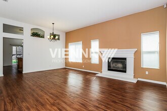 440 Crestfield Cir in Roseville, CA - Building Photo - Building Photo
