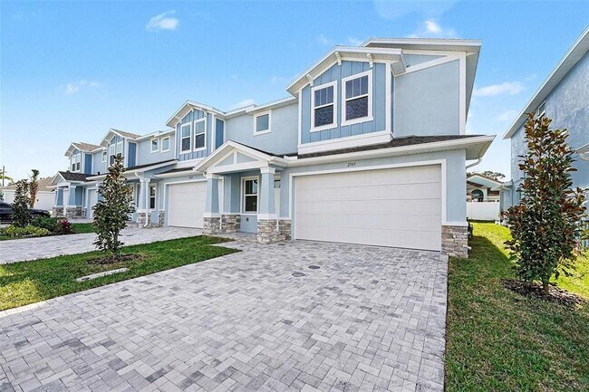 2545 Mario Wy in Clearwater, FL - Building Photo - Building Photo