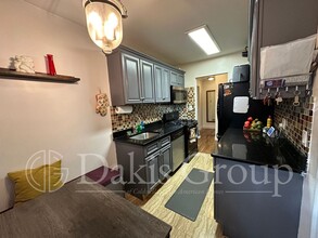 19-37-37 79th St in Queens, NY - Building Photo - Building Photo
