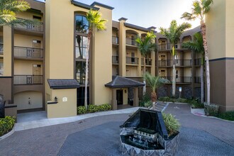 Harbor Club Condominiums in Cocoa Beach, FL - Foto de edificio - Building Photo