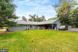 217 University Blvd in Glassboro, NJ - Building Photo - Building Photo