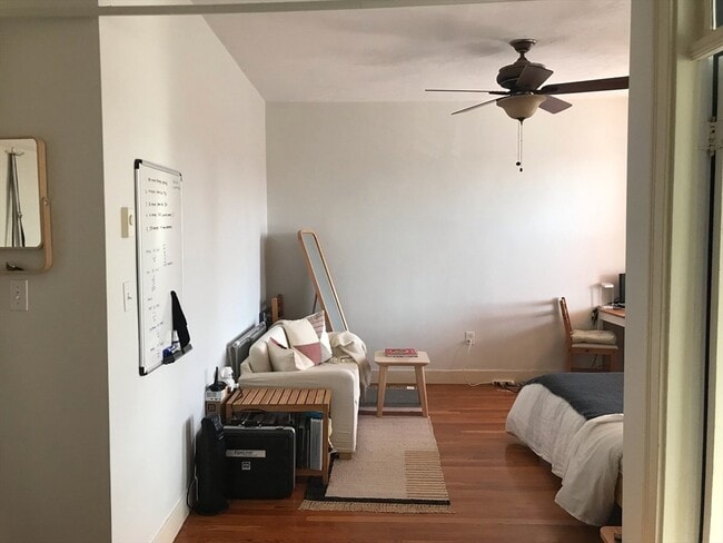 85 Park Dr in Boston, MA - Foto de edificio - Building Photo