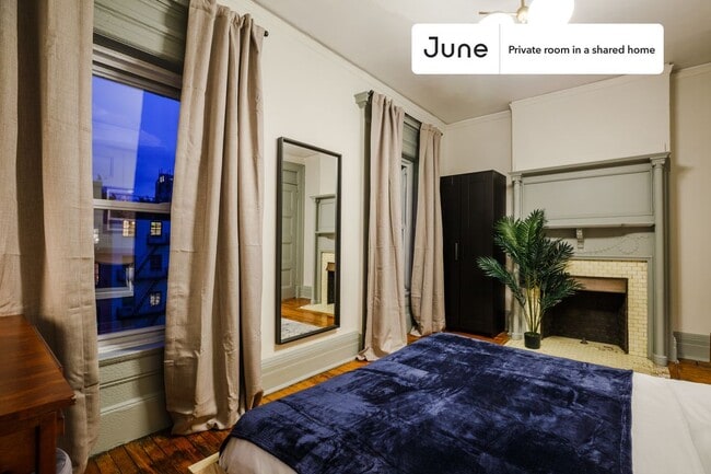 Private bedroom in 4 bed/1 bath Home in New York, NY - Building Photo - Building Photo