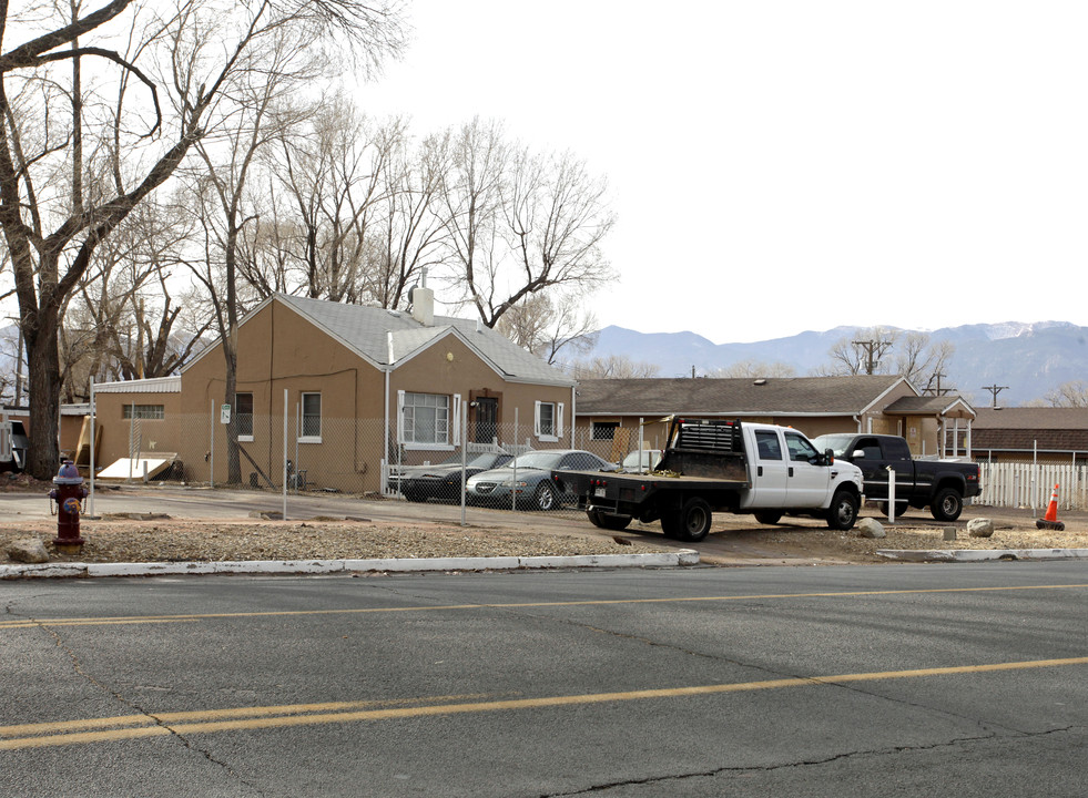 Morning Wood Apartments in Colorado Springs, CO - Building Photo