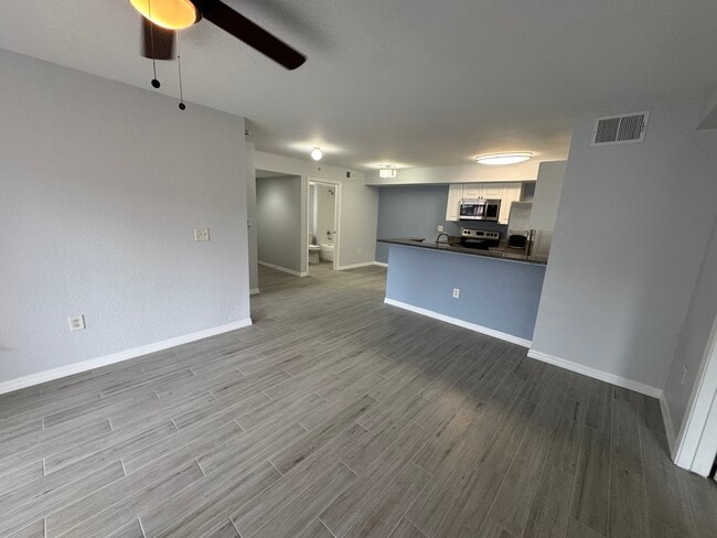 141 SW Palm Dr, Unit 101 in Port St. Lucie, FL - Building Photo - Building Photo