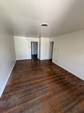 109 W Vardeman Ave in Killeen, TX - Building Photo - Building Photo
