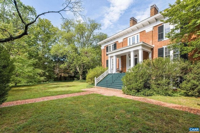 521 1st St N in Charlottesville, VA - Building Photo - Building Photo
