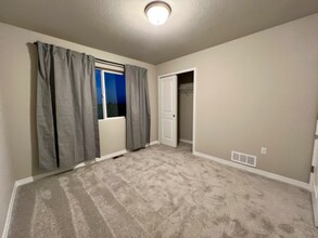 5235 Aeroglide Lp in Colorado Springs, CO - Building Photo - Building Photo