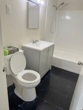 74 Rodney St, Unit 3 in Worcester, MA - Building Photo - Building Photo