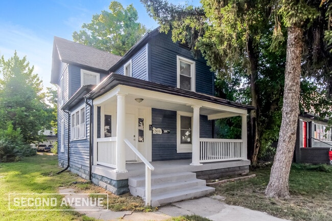 property at 3616 N Illinois St