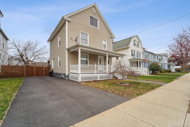 21 Ward Pl in West Haven, CT - Building Photo - Building Photo