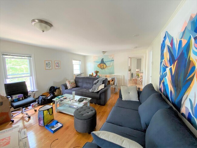44 Lincoln St, Unit 1 in Cambridge, MA - Building Photo - Building Photo