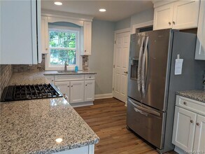 22 Wheeler Ave in Warwick, NY - Building Photo - Building Photo