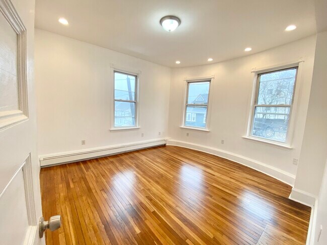 20 Imrie Rd, Unit #2 in Boston, MA - Building Photo - Building Photo