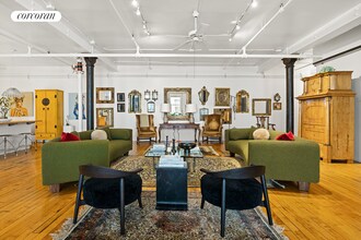 284 Lafayette St in New York, NY - Building Photo - Building Photo