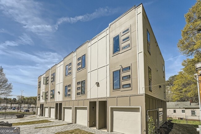 1351 Brewer Blvd SW, Unit 124906 in Atlanta, GA - Building Photo - Building Photo