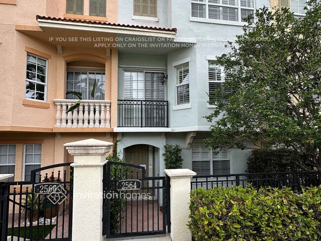 property at 2564 Gardens Pkwy