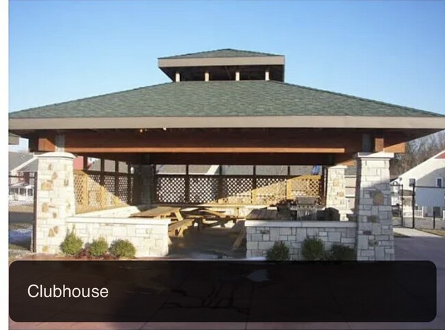 property at 2808 E Bressingham Gdn Wy