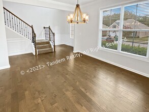 8020 Forest Hills Dr in Spring Hill, TN - Building Photo - Building Photo