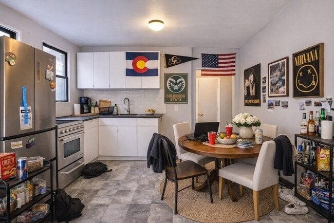 6 Parker Hill Ave in Boston, MA - Foto de edificio - Building Photo