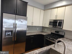 1105 Mt Vernon St in Philadelphia, PA - Foto de edificio - Building Photo