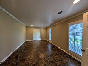 111 Arrowhead Dr in Montgomery, AL - Foto de edificio - Building Photo