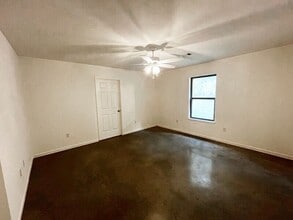 246 Skylane Dr in Pearl, MS - Building Photo - Building Photo