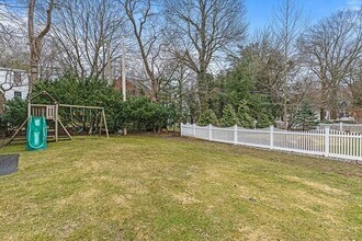 34 Glen Rd in Winchester, MA - Building Photo - Building Photo