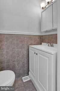 1520 Holbrook St photo'