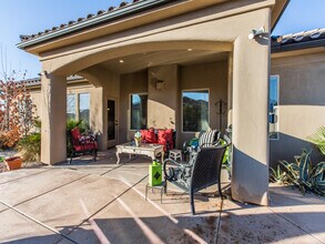 1038 E Stable Way in Washington, UT - Building Photo - Building Photo