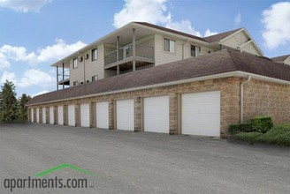 Tralee Terrace Apartments in Coon Rapids, MN - Building Photo - Building Photo