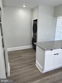 331 High St photo'