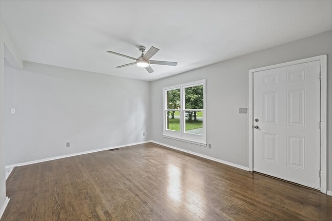 2840 Edsel Pl in Charlotte, NC - Building Photo - Building Photo