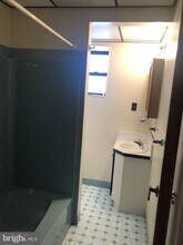 730 S 10th St in Philadelphia, PA - Building Photo - Building Photo