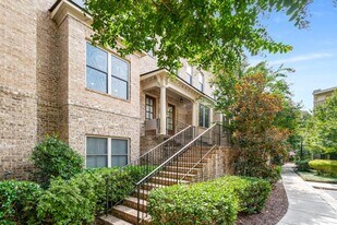 523 Ansley Cir NE in Atlanta, GA - Building Photo