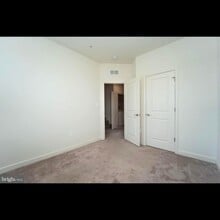 7206 Wood Pond Cir in Lanham, MD - Foto de edificio - Building Photo