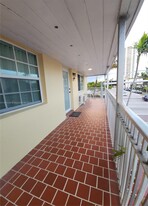 7400 Harding Ave in Miami Beach, FL - Building Photo - Building Photo