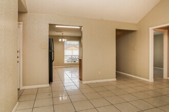 2007 Deerhurst Ln in Houston, TX - Building Photo - Building Photo