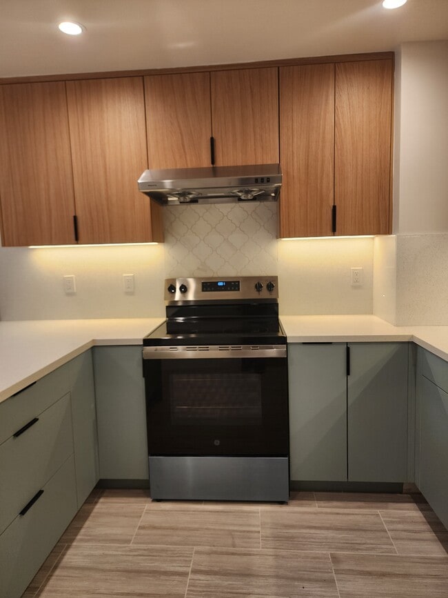 475 18th Ave, Unit 475A in San Francisco, CA - Foto de edificio - Building Photo